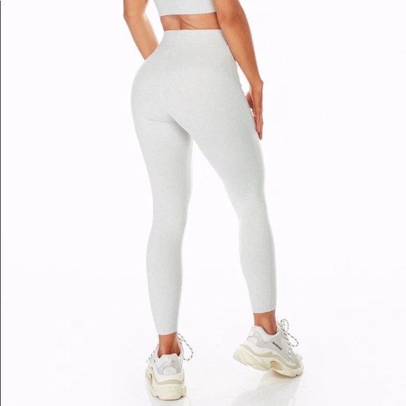 NEW Saski Staple Cement Leggings - Picture 2 of 4